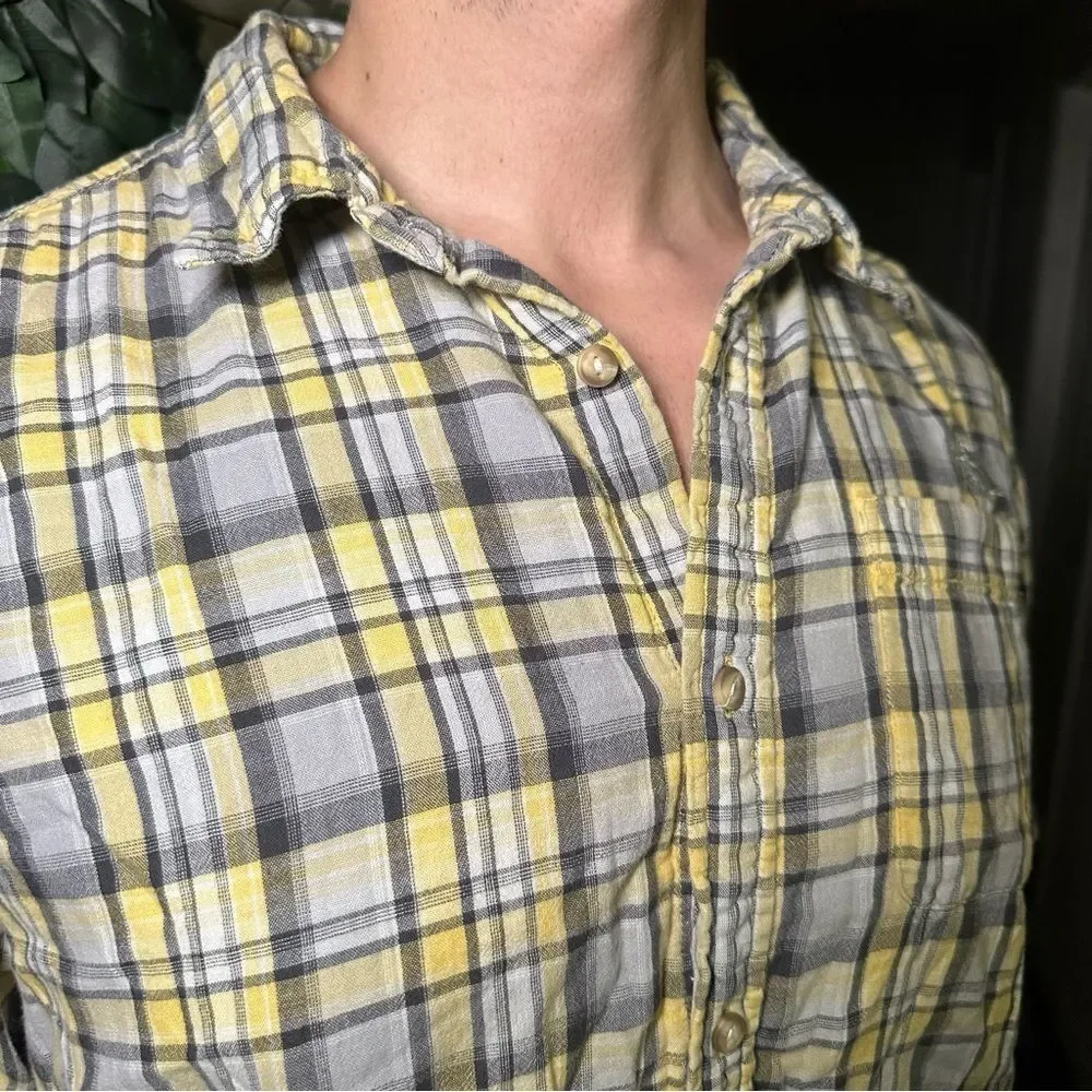 The North Face Men’s Yellow and Gray Casual Button Down Shirt